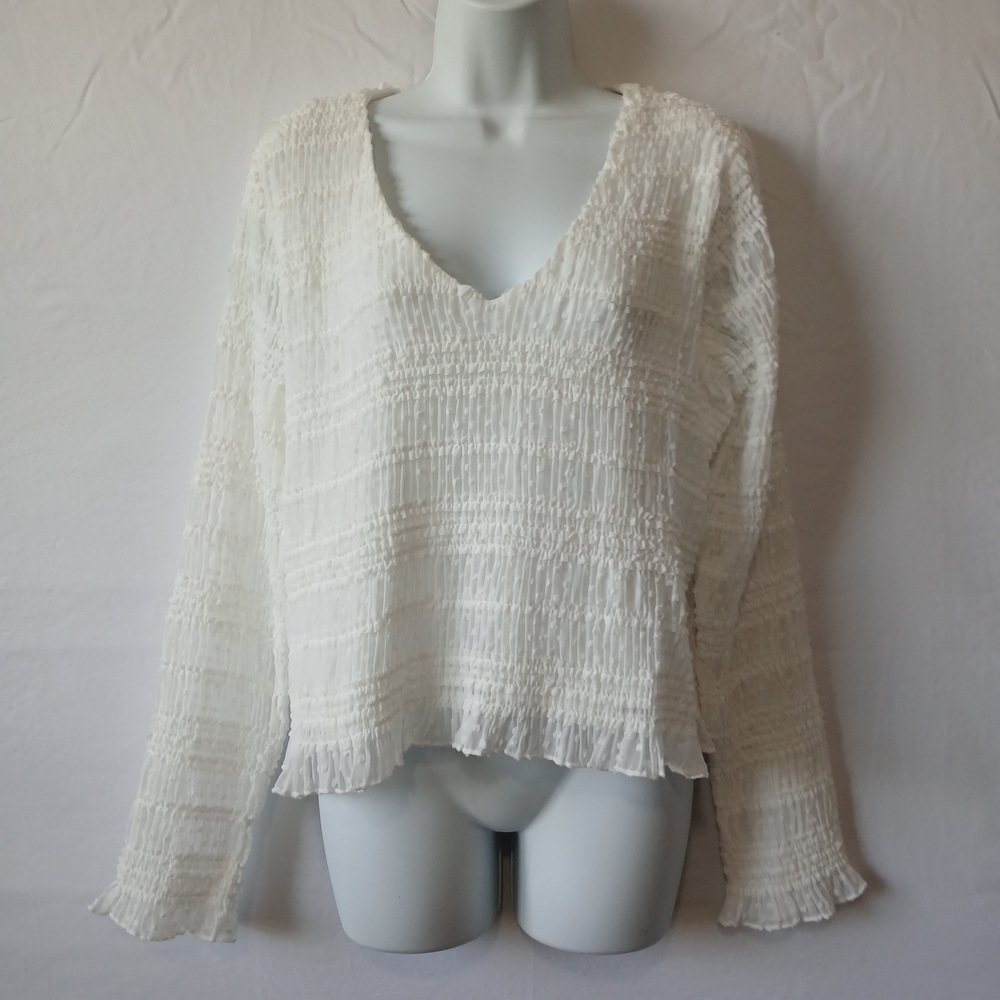 Lost & Wander Off White  Ruffled Long Sleeve Blouse NWT Texture Chic Office Wear
